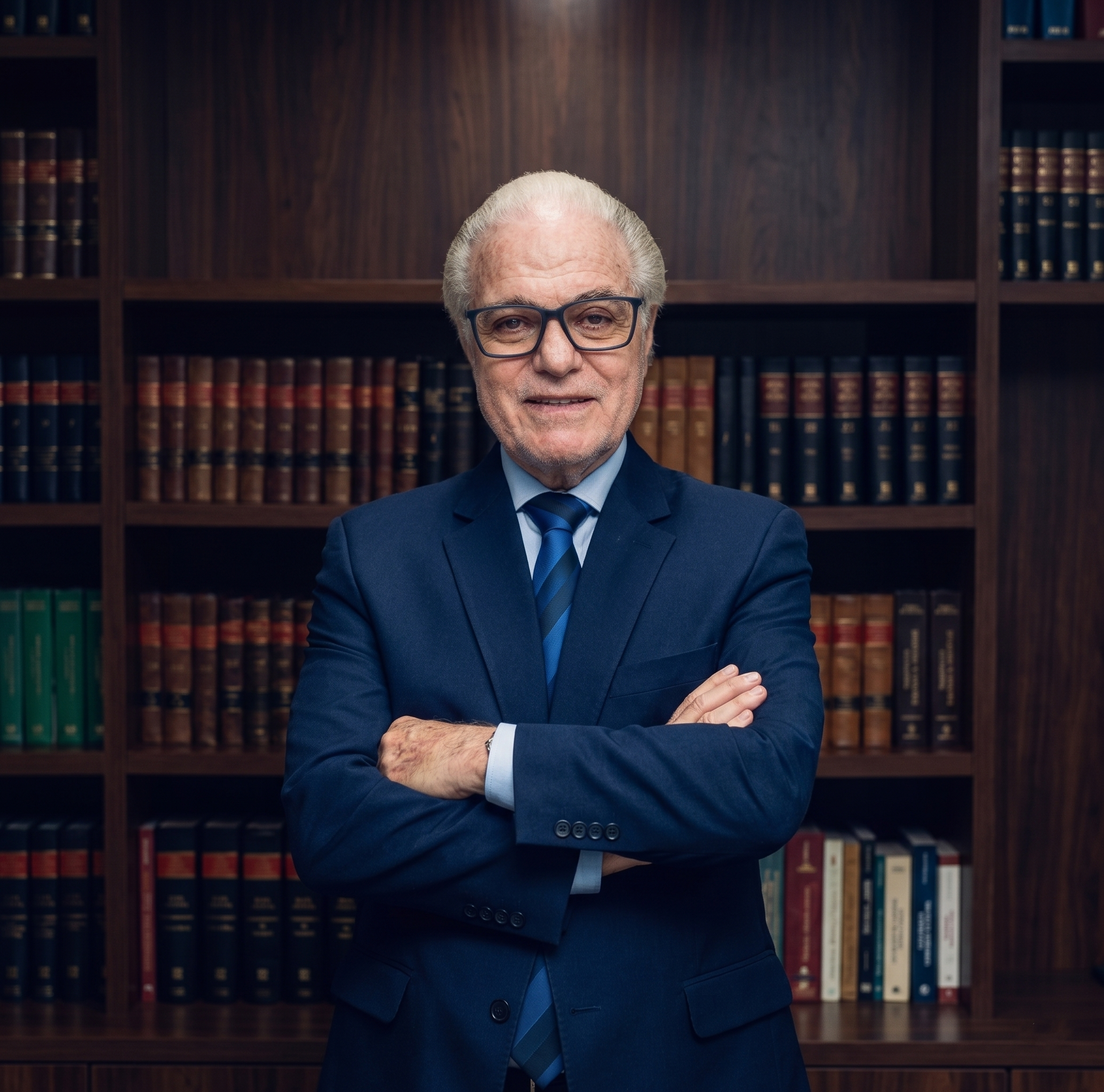 Dr. Adriano Robba — Advogado da Saúde